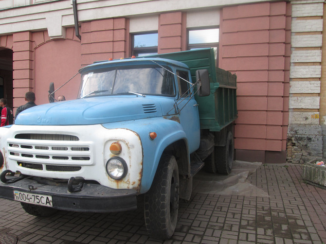 Вывоз старой мебели, вывоз ненужных вещей на утилизацию, вывоз старой ненужной мебели на утилизацию Киев - изображение 1