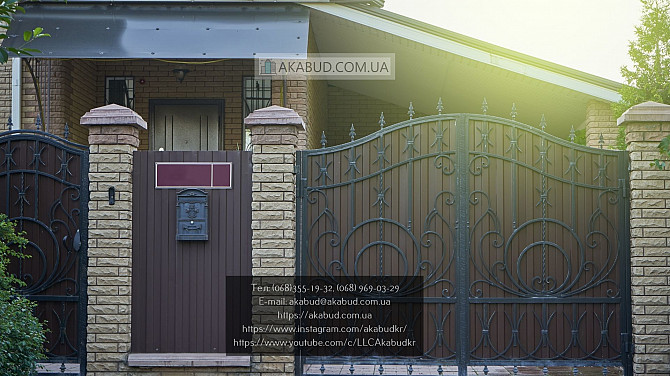 Кованые распашные ворота. Ворота распашные с ковкой Одеса - photo 1