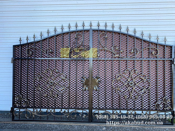Изготовление распашных и откатных кованных ворот с гарантией Кропивницький - photo 1