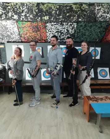Корпоратив і тімбілдинг у Києві — стрільба з лука для компанії Київ