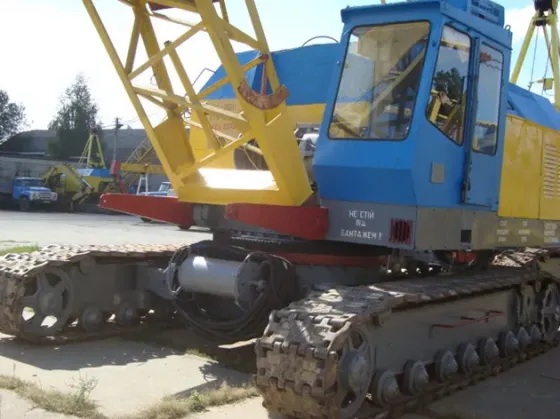 Продажа гусеничних кранів МКГ-25БР від власника. Бровари