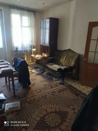 Продам 3 кімнатну квартиру в Киеві біля метро Святошино. Київ